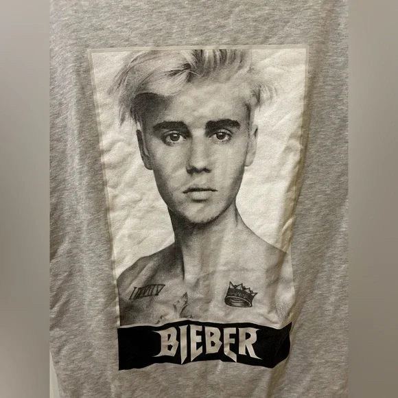 H&M Justin Bieber Purpose tour t shirt sweater dress 🖤 - Picture 3 of 7